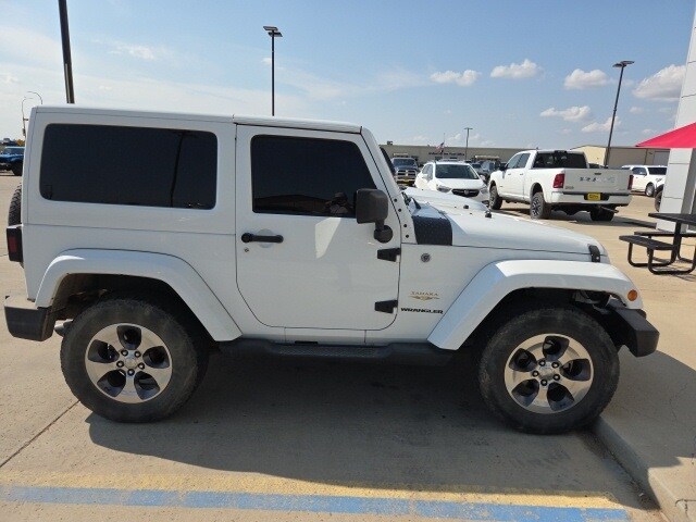 2013 Jeep Wrangler Sahara photo 4