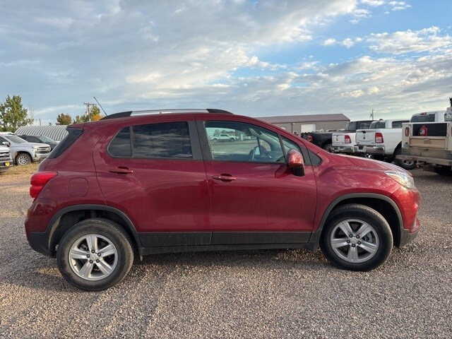 2022 Chevrolet Trax LT photo 4