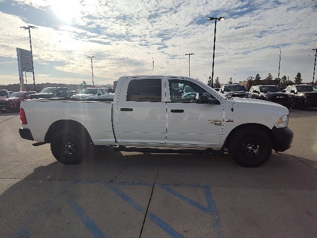 2022 Ram 1500 Classic Tradesman photo 2