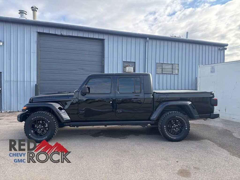 Used 2024 Jeep Gladiator Willys