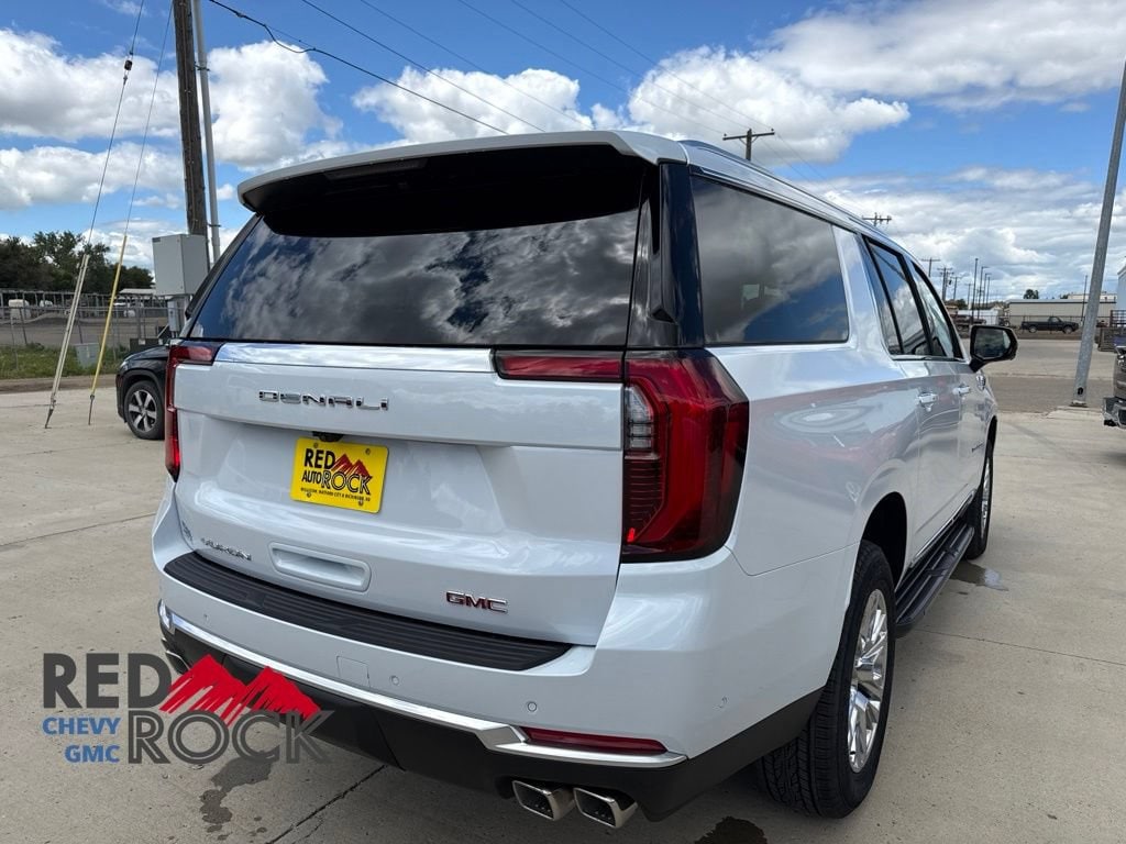 2026 GMC Yukon XL Denali - Photo 5