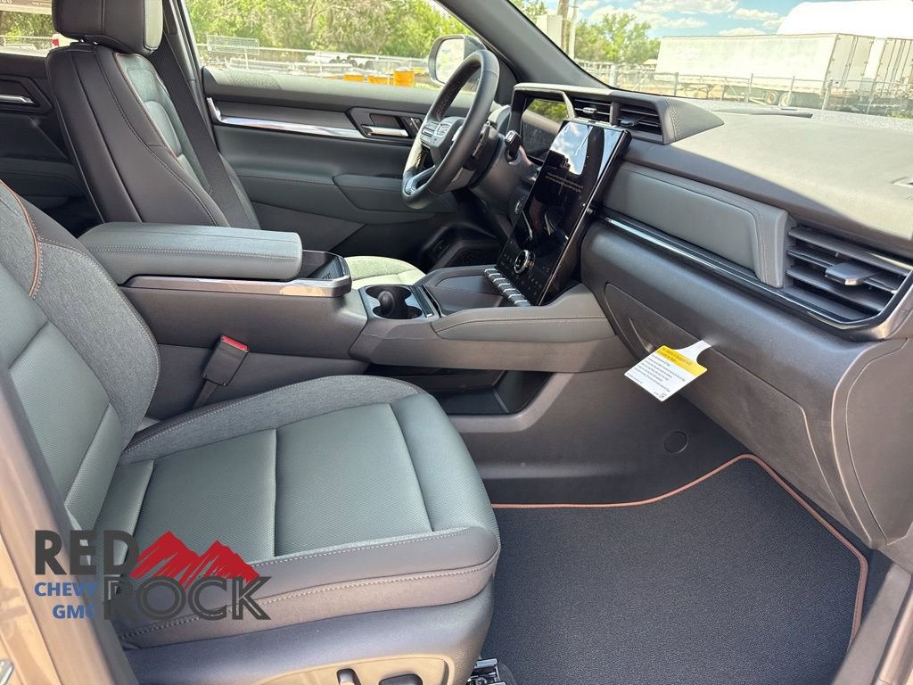 2026 GMC Terrain AT4 - Photo 11