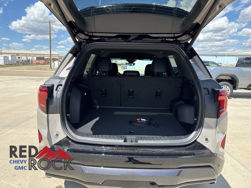 2026 GMC Terrain AT4 - Photo 9