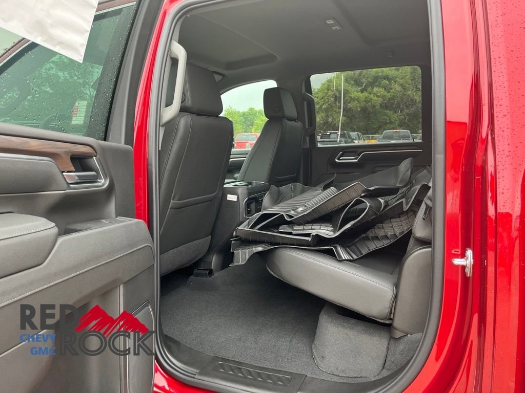 2026 GMC Sierra 3500HD SLT - Photo 11