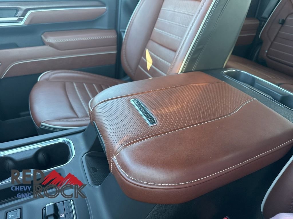 2025 GMC Sierra 3500HD Denali Ultimate - Photo 26