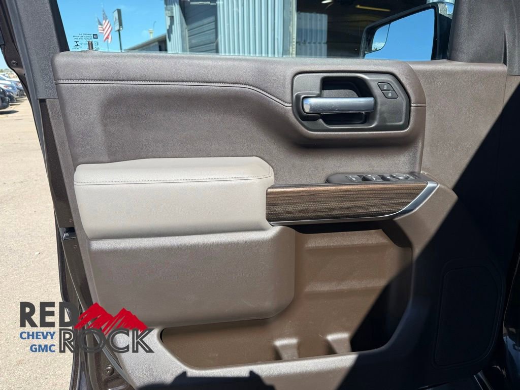 2019 Chevrolet Silverado 1500 LT - Photo 11