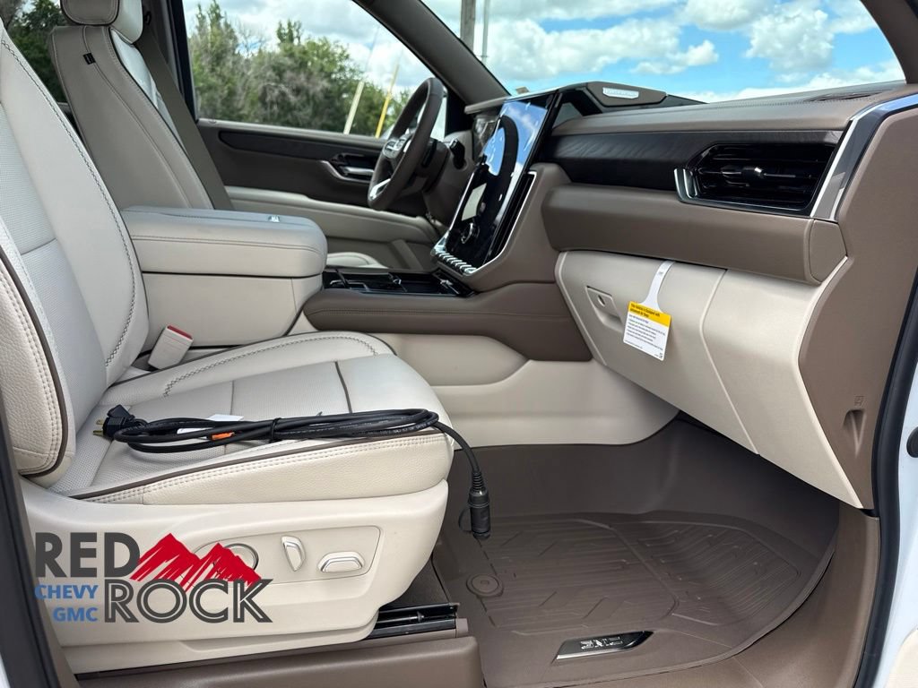 2026 GMC Yukon XL Denali - Photo 11