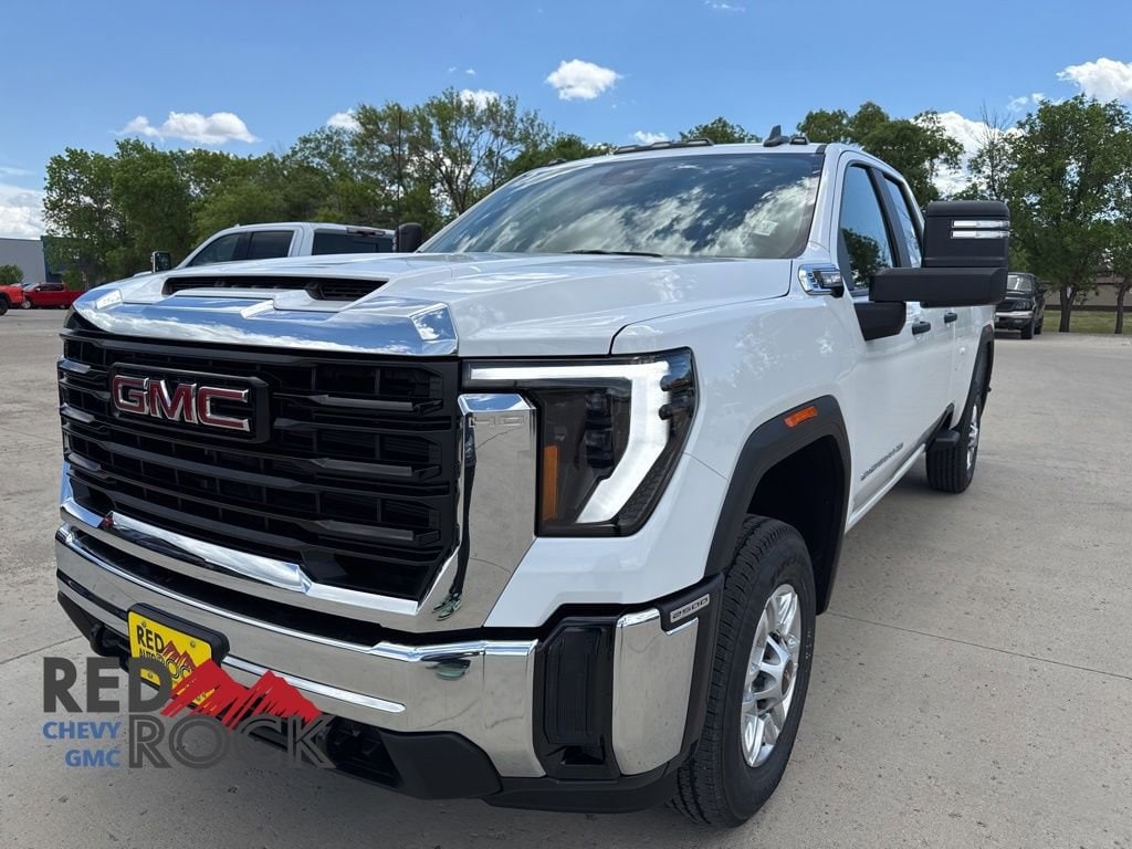 2026 GMC Sierra 4WD Double Cab Standard Box Pro's photo