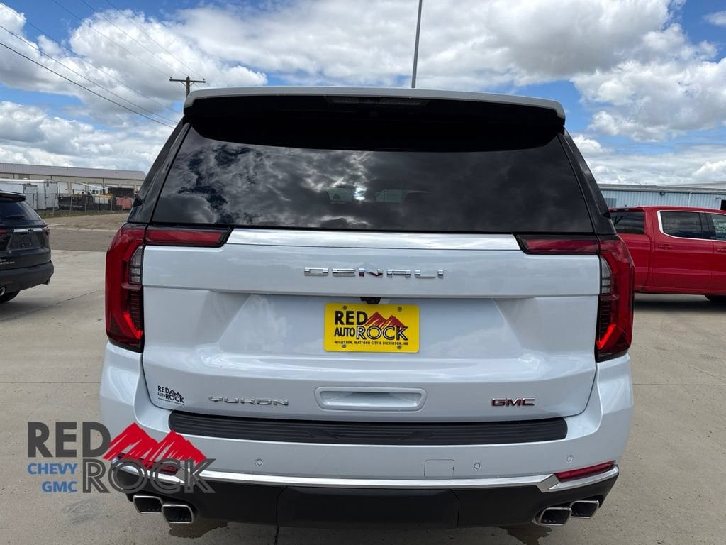 2026 GMC Yukon XL Denali - Photo 6