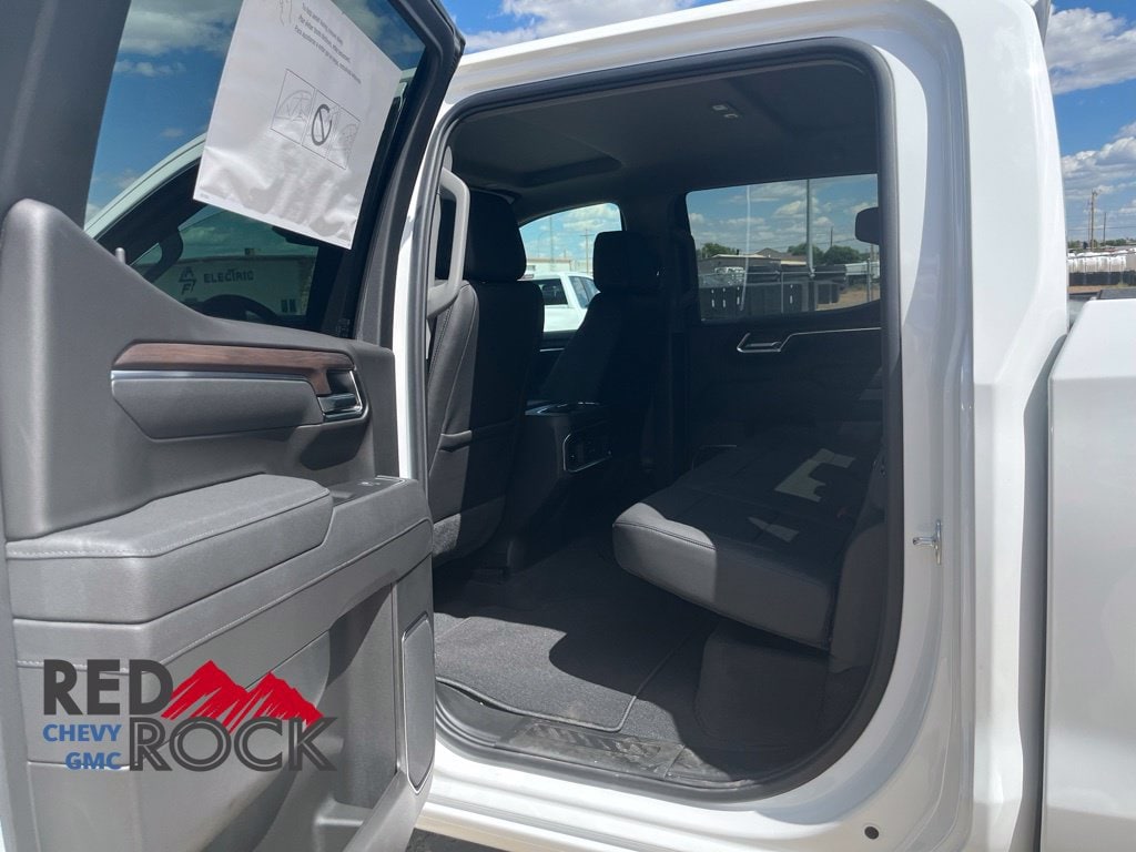 2026 GMC Sierra 1500 SLT - Photo 12