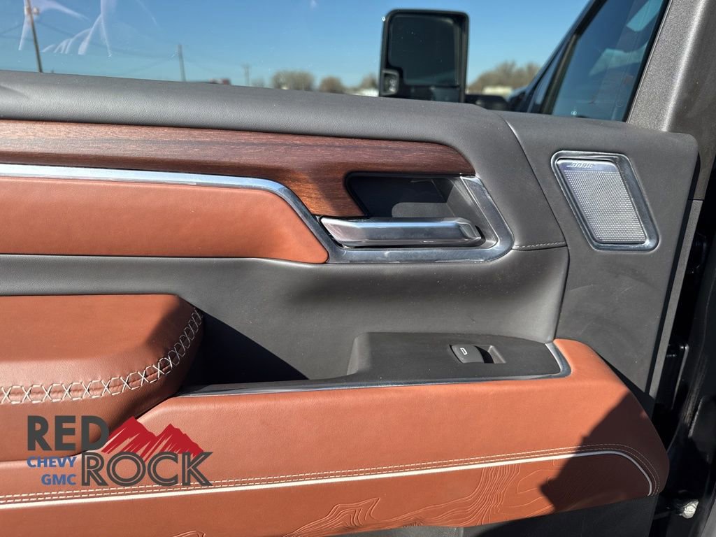 2025 GMC Sierra 3500HD Denali Ultimate - Photo 20