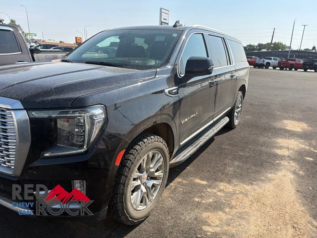 Used 2021 GMC Yukon XL Denali SUV