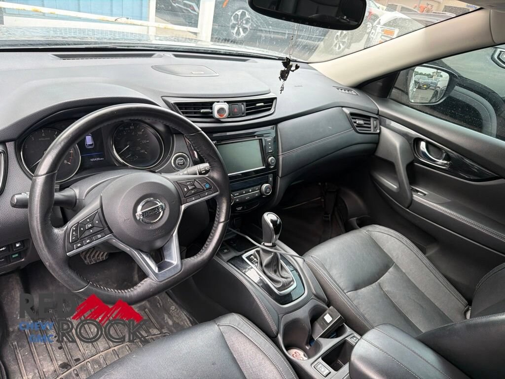 Used 2018 Nissan Rogue SL