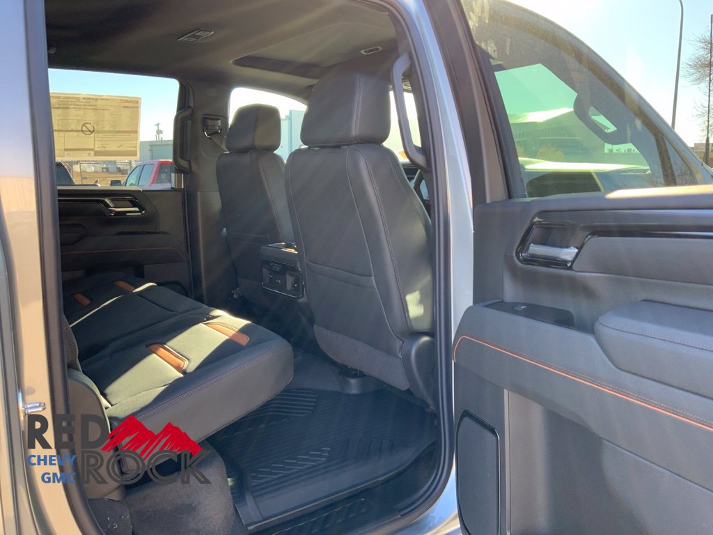2026 GMC Sierra 2500HD AT4 - Photo 12
