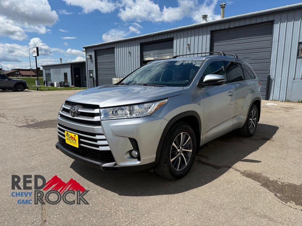 Used 2017 Toyota Highlander XLE