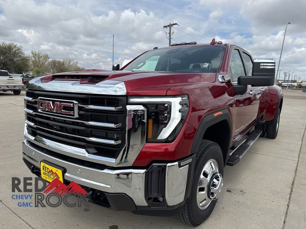 2026 GMC Sierra 4WD Crew Cab Long Box DRW SLT's photo