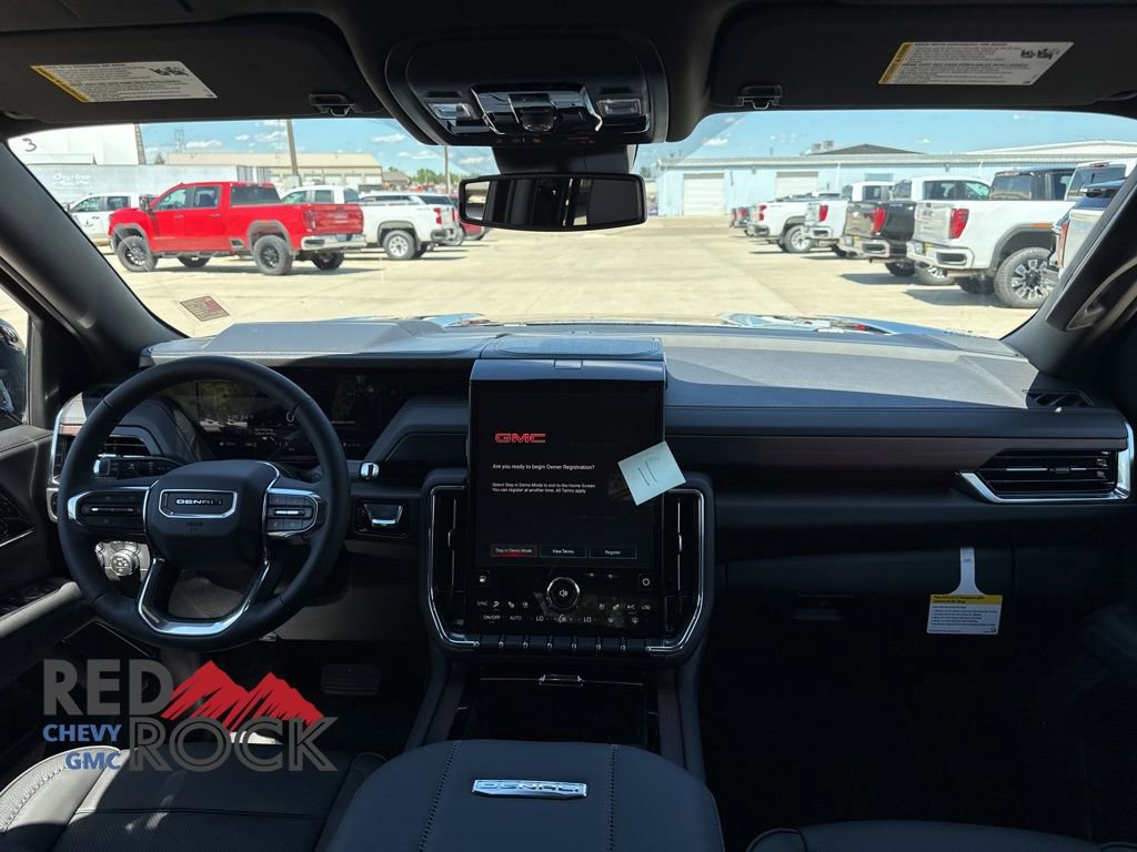 2026 GMC Yukon Denali - Photo 14