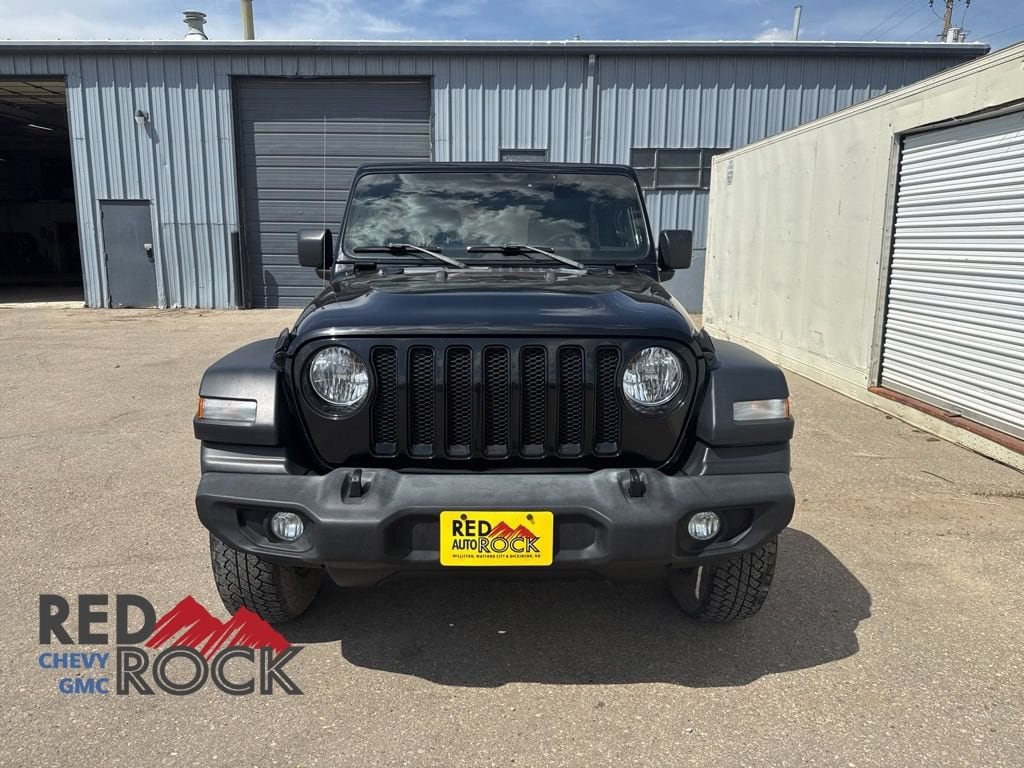 Used 2019 Jeep Wrangler Unlimited Altitude with VIN 1C4HJXDG1KW623143 for sale in Williston, ND