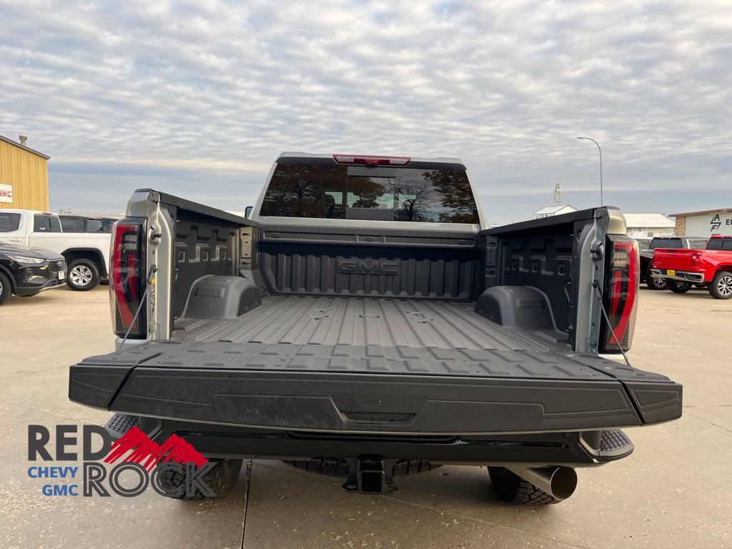 2026 GMC Sierra 2500HD AT4X - Photo 6
