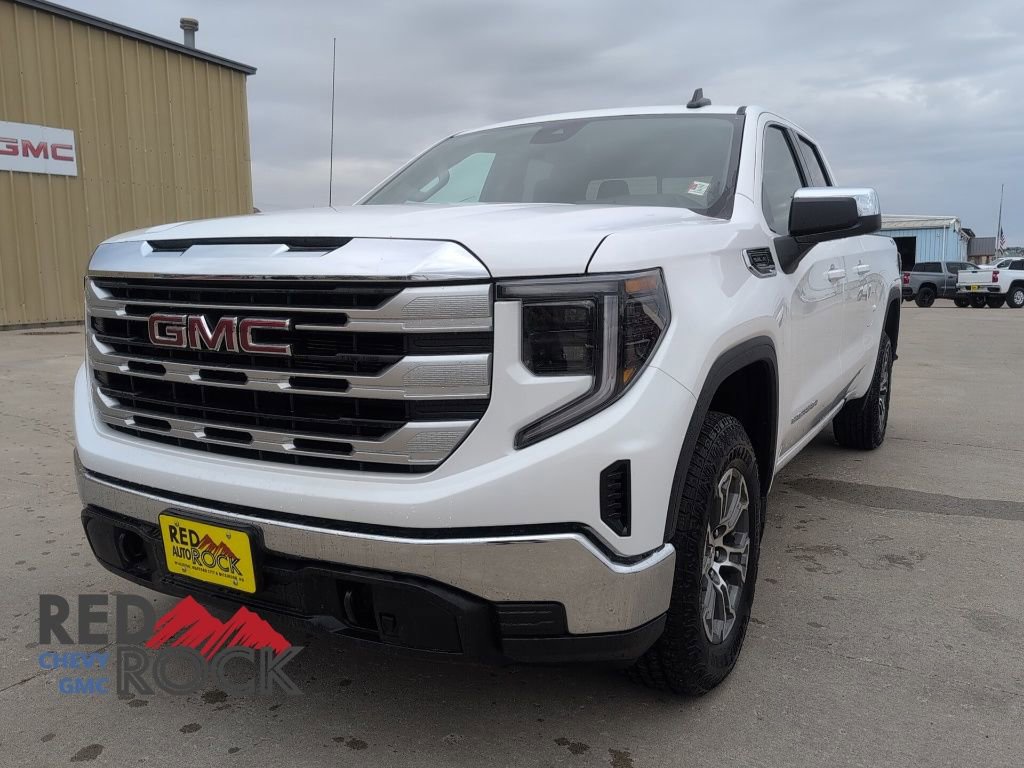 2025 GMC Sierra 4WD Double Cab Standard Box SLE's photo