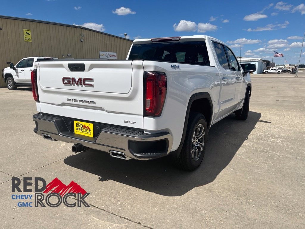 2026 GMC Sierra 1500 SLT - Photo 8