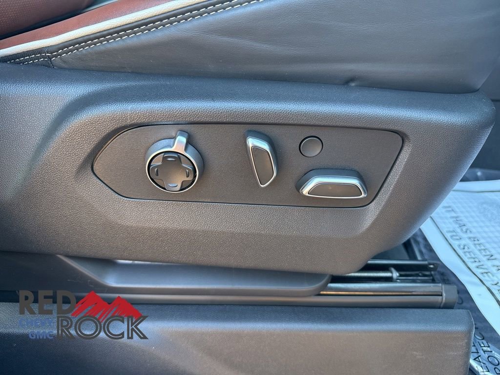 2025 GMC Sierra 3500HD Denali Ultimate - Photo 14