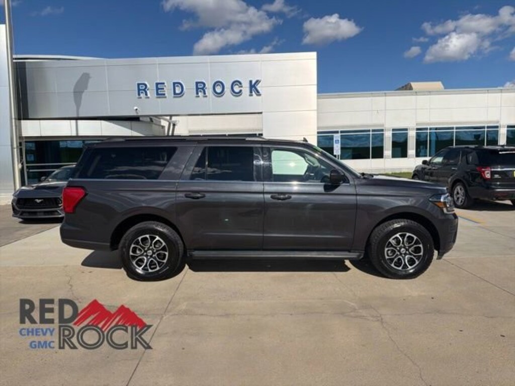 Used 2024 Ford Expedition Max XLT