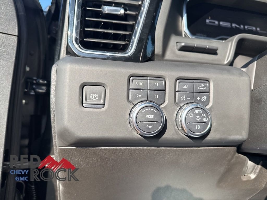 2025 GMC Sierra 3500HD Denali Ultimate - Photo 21