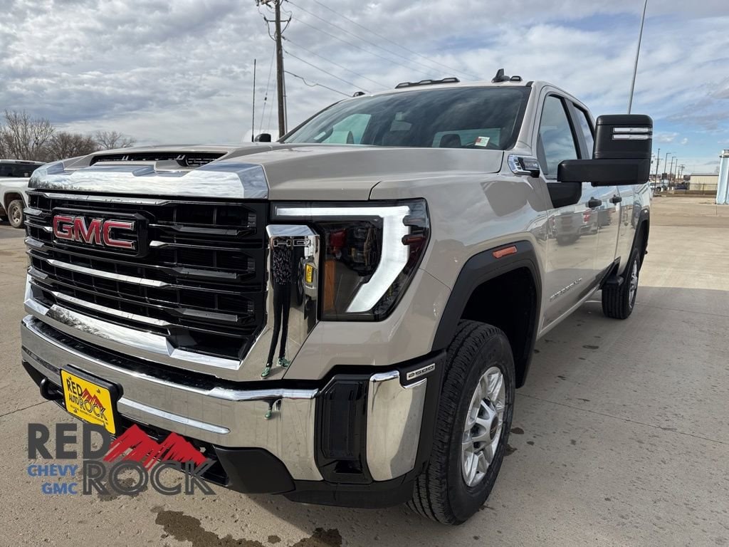 2026 GMC Sierra 4WD Double Cab Standard Box Pro's photo