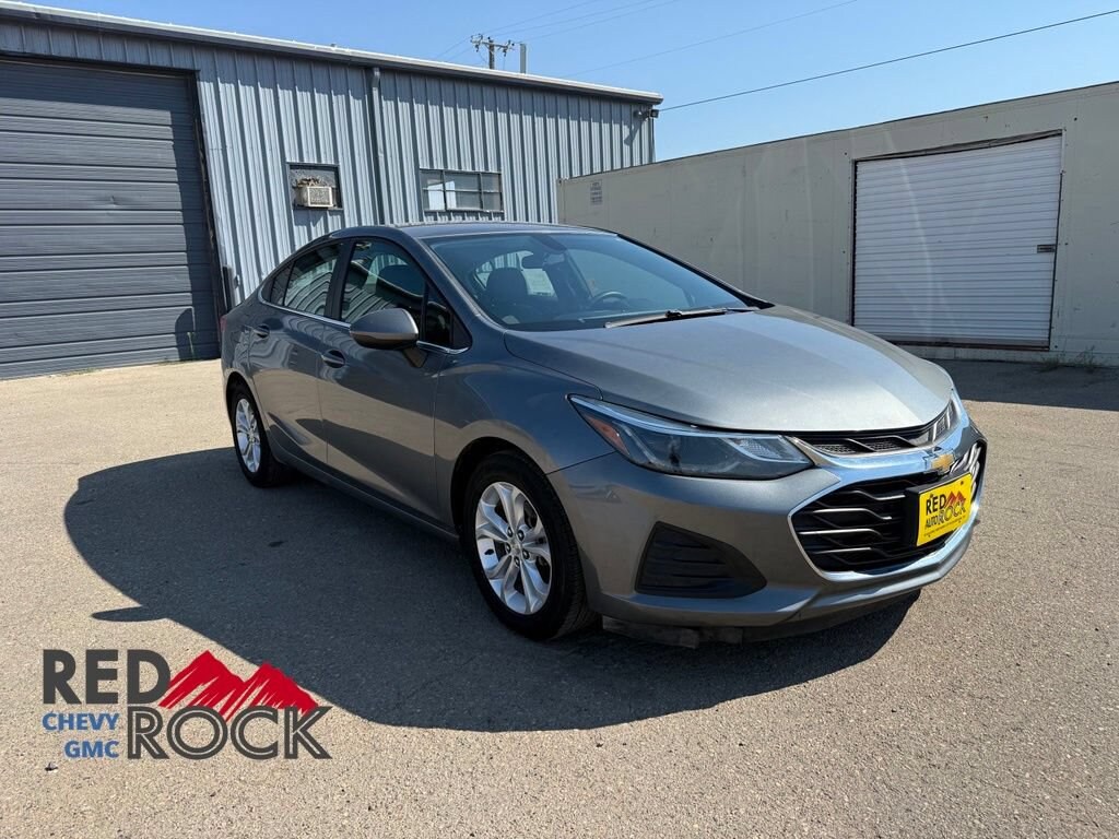 Used 2019 Chevrolet Cruze LT Car