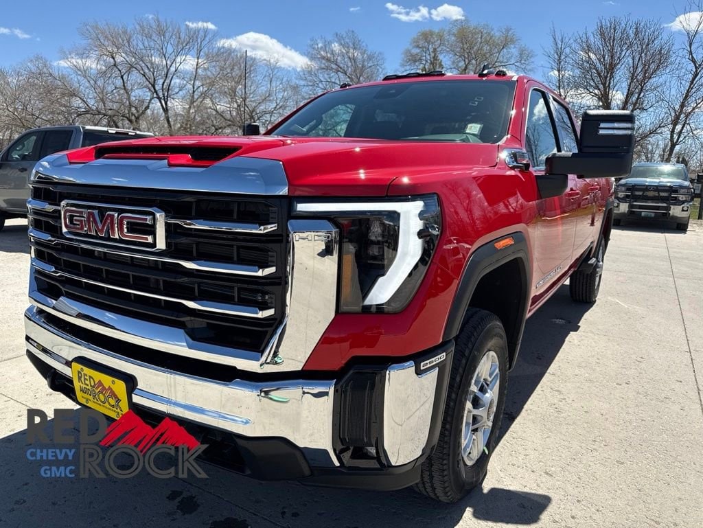 2026 GMC Sierra 4WD Crew Cab Standard Box SLE's photo