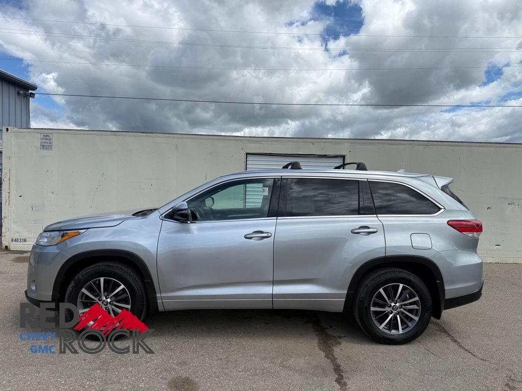 Used 2017 Toyota Highlander XLE