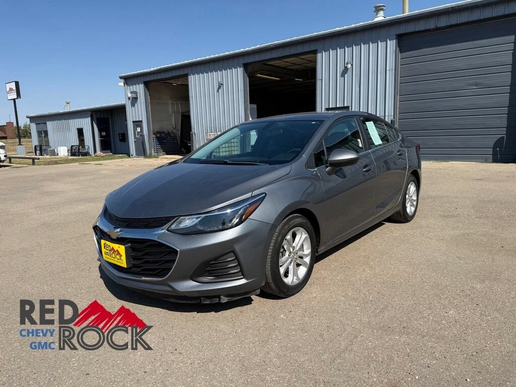 Used 2019 Chevrolet Cruze LT Car
