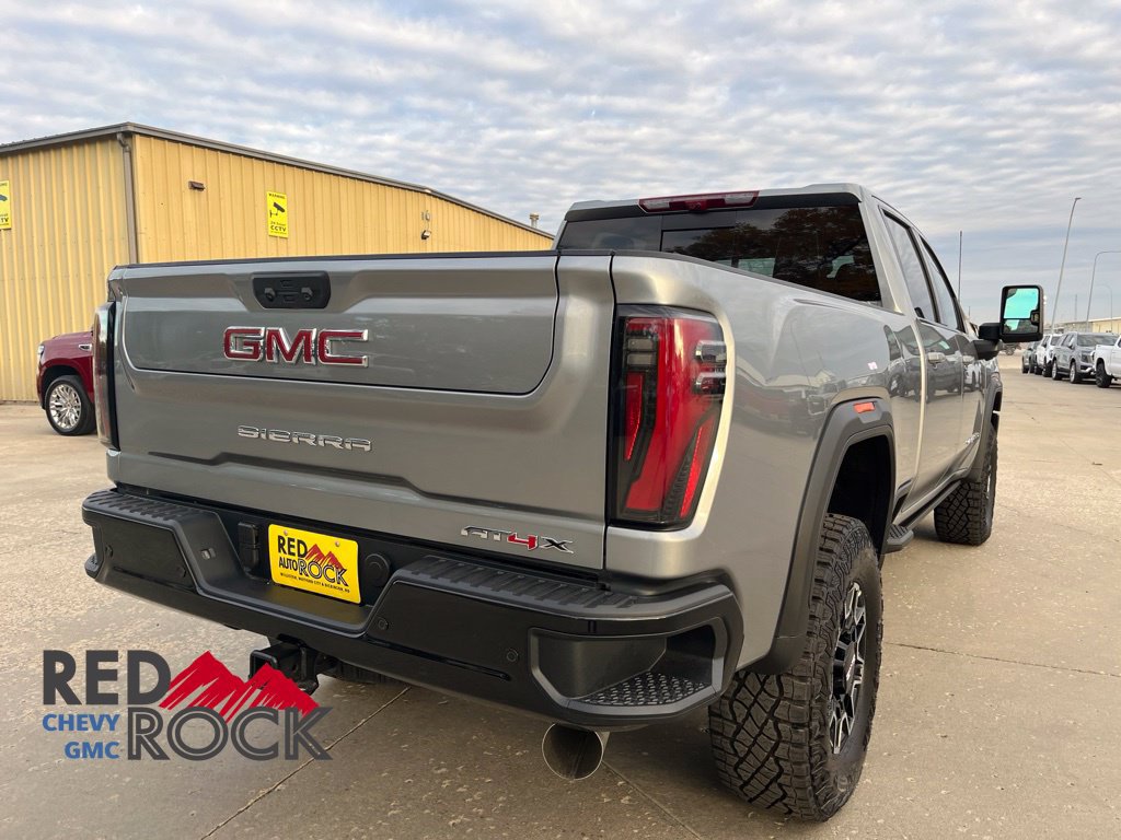 2026 GMC Sierra 2500HD AT4X - Photo 7