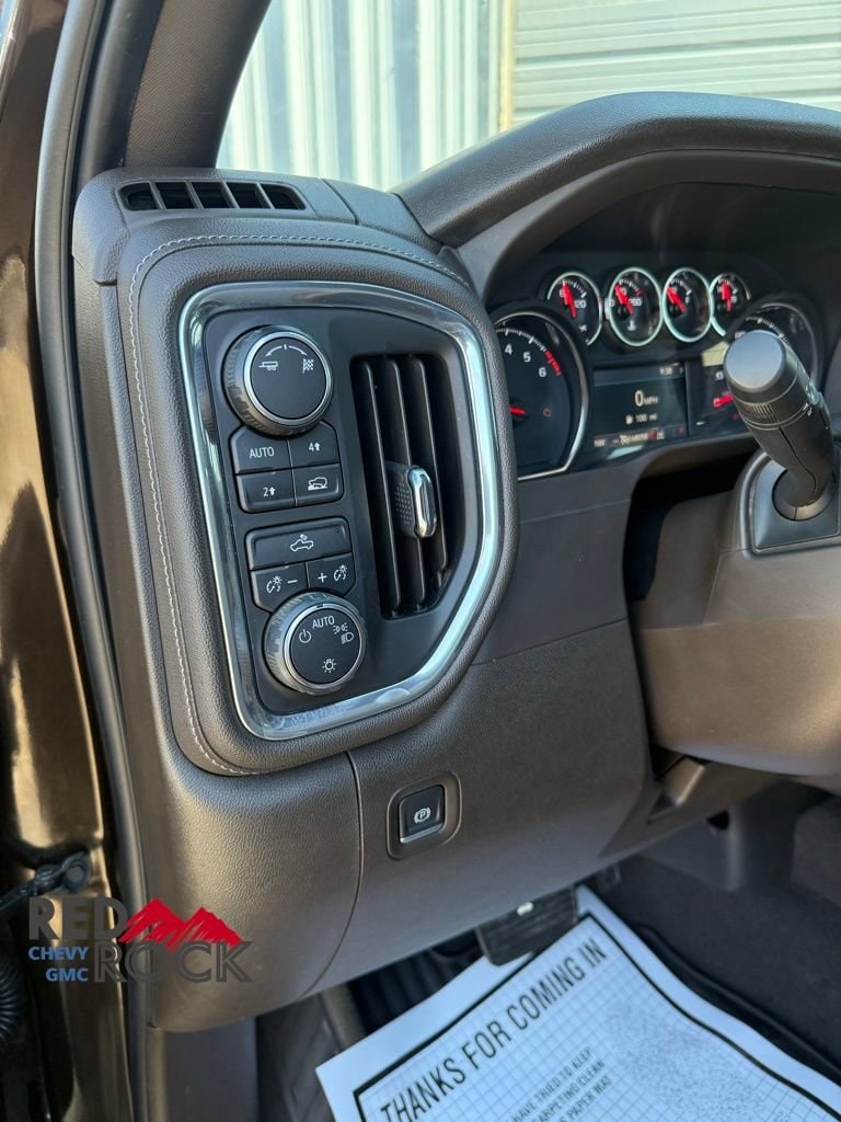 2019 Chevrolet Silverado 1500 LT - Photo 12