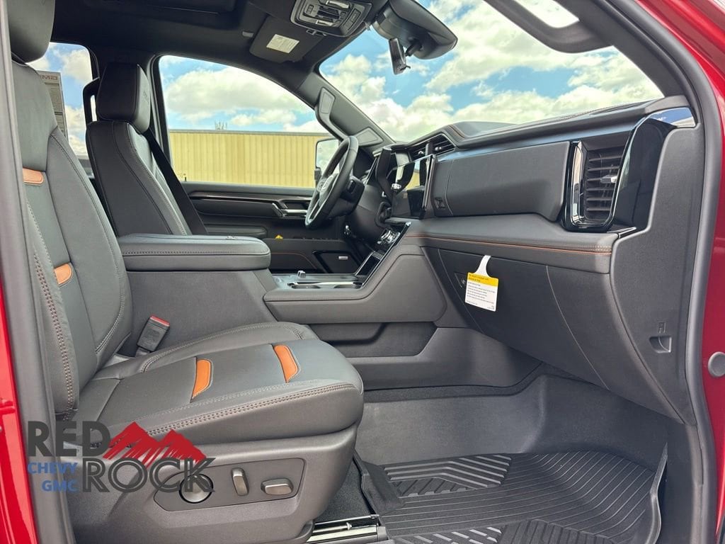 2026 GMC Sierra 2500HD AT4 - Photo 11