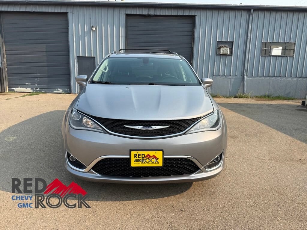 Used 2020 Chrysler Pacifica Touring L