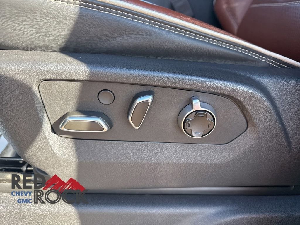 2025 GMC Sierra 3500HD Denali Ultimate - Photo 12