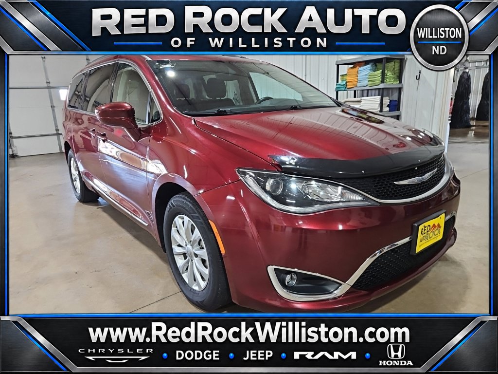 2017 Chrysler Pacifica Minivan/Van 
