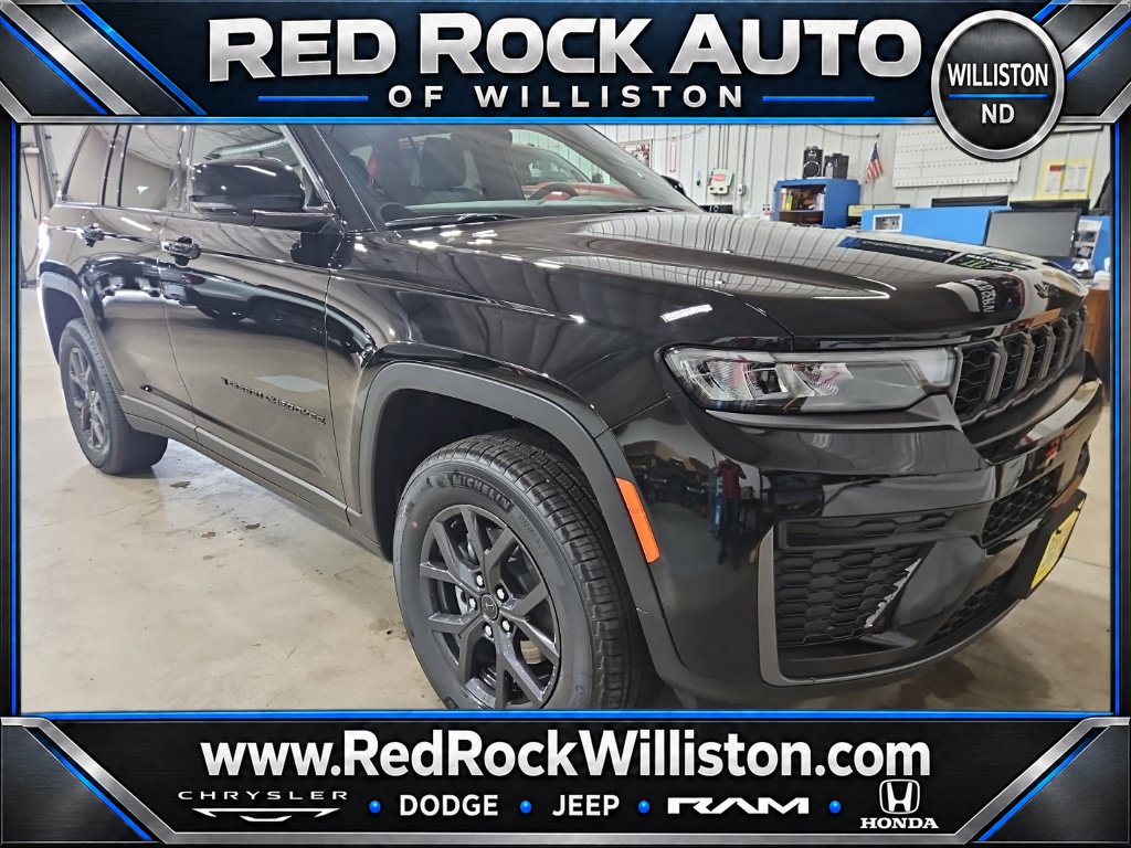 2027 Jeep Grand Cherokee Laredo