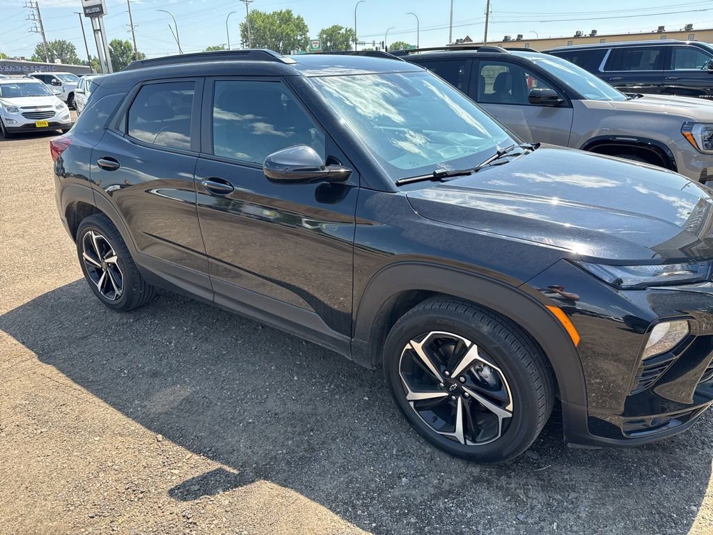 2022 Chevrolet Trailblazer RS photo 2