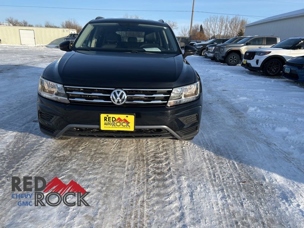 2019 Volkswagen Tiguan SE photo 2