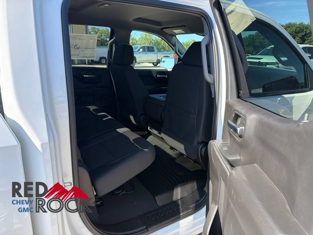 2026 Chevrolet Silverado 1500 Custom - Photo 12