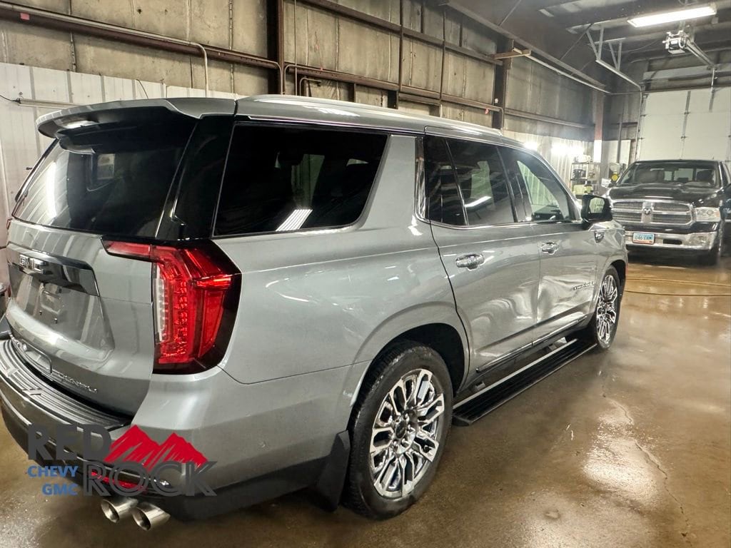 2023 Gmc Yukon Denali Ultimate photo 2