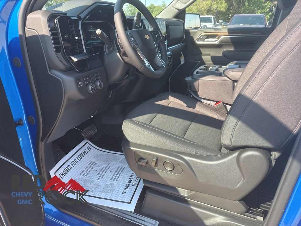 2026 Chevrolet Silverado 1500 LT - Photo 10
