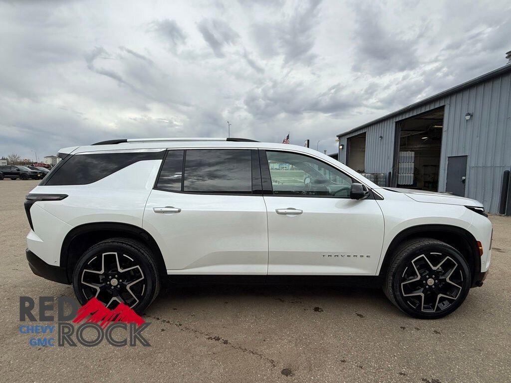 Used 2025 Chevrolet Traverse High Country SUV
