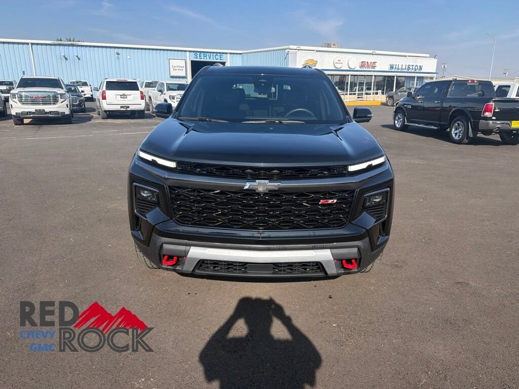 Used 2025 Chevrolet Traverse Z71 SUV