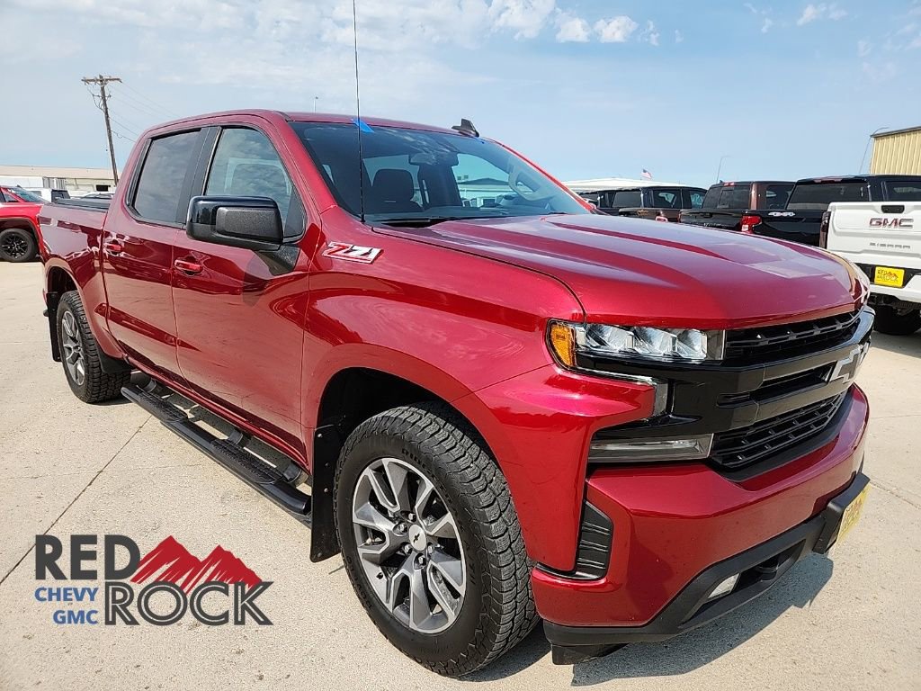 2022 Chevrolet Silverado 1500 RST photo 2