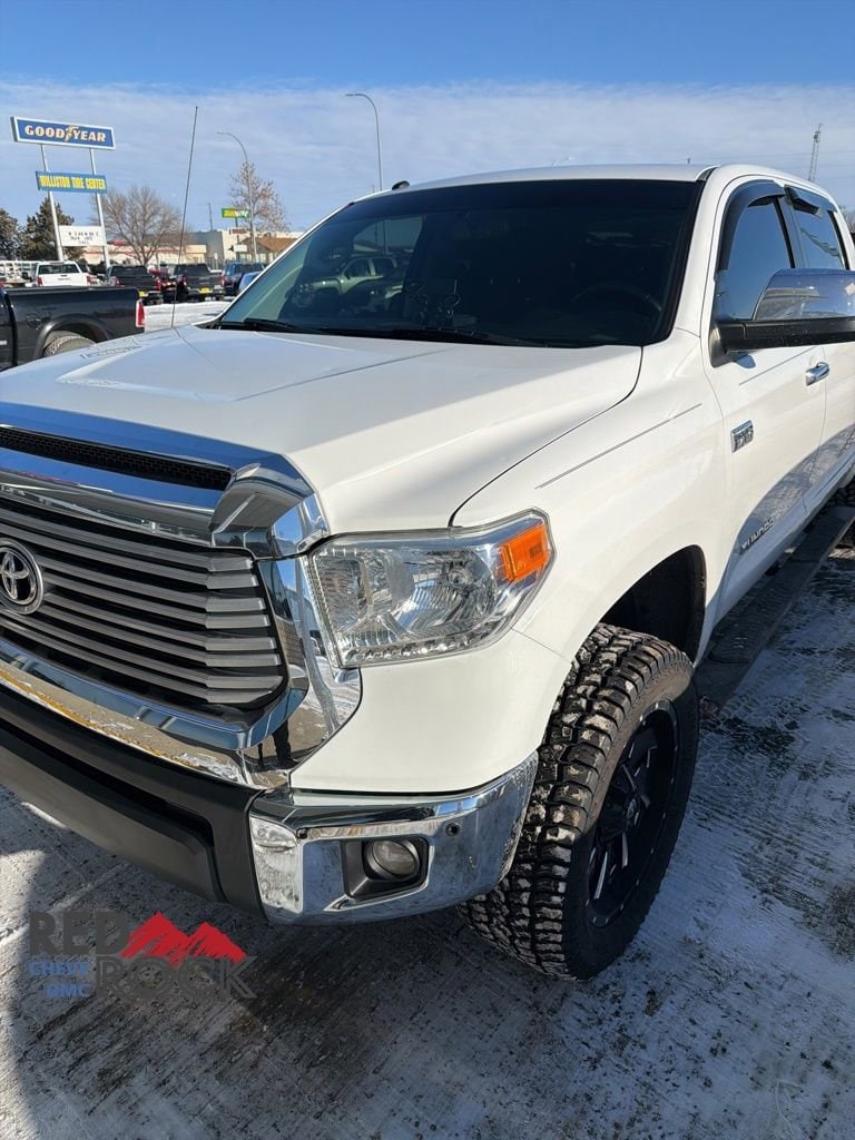 2016 Toyota Tundra Limited's photo