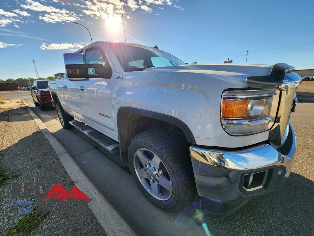 2015 Gmc Sierra 2500 HD SLT photo 3